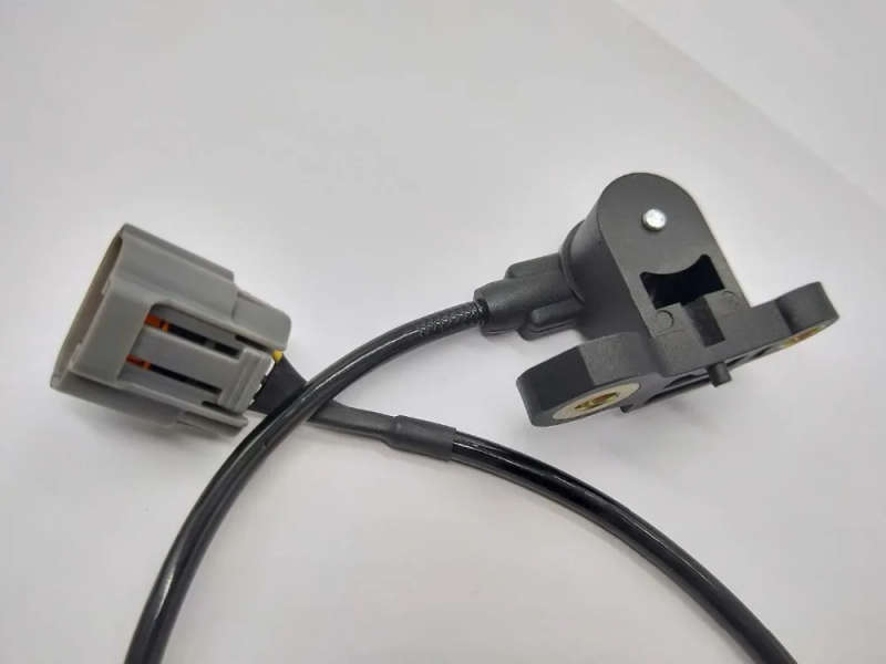 Crankshaft Position Sensor FOR Mazda 323 626 Protege MPV 1998-2003