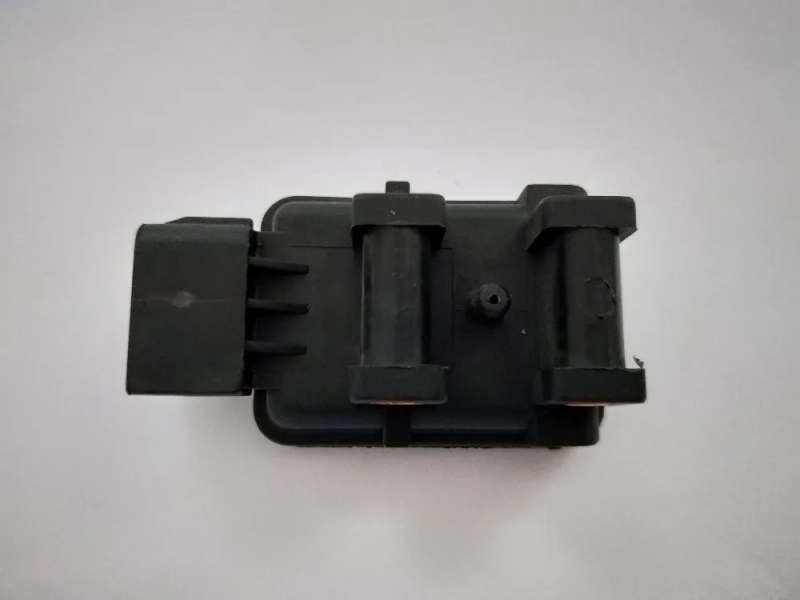 Pressure Sensor for Jeep Grand Cherokee Wrangler 2.5 4.0 5.2 5.9