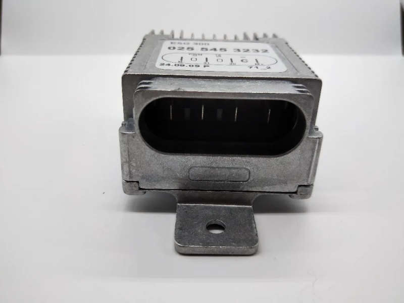 Cooling Fan Control Regulator Module For Mercedes-Benz