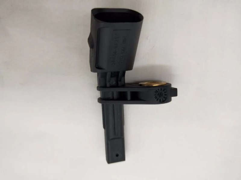 Wheel ABS Speed Sensor For VW Beetle Jetta Golf MK5 MK6 Passat B6 Bora CC Audi A3 TT