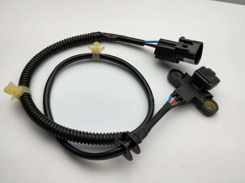 Crankshaft Position Sensor For Ford MITSUBISHI CARISMA COLT LANCER MIRAGE 1.6