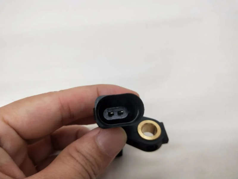 Wheel ABS Speed Sensor For VW Beetle Jetta Golf MK5 MK6 Passat B6 Bora CC Audi A3 TT