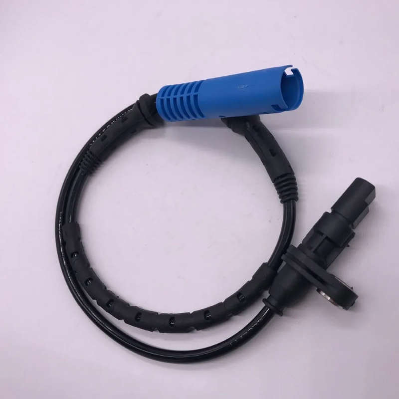 Front Left Right ABS Wheel Speed Sensor for X5 E53 3.0i 4.4i 4.6is 00-06