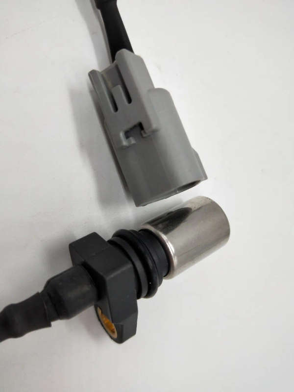 Crank Shaft Sensor for TOYOTA LAND CRUISER 3.0 D-4D 1KD-FTV 90 Diesel Lemark