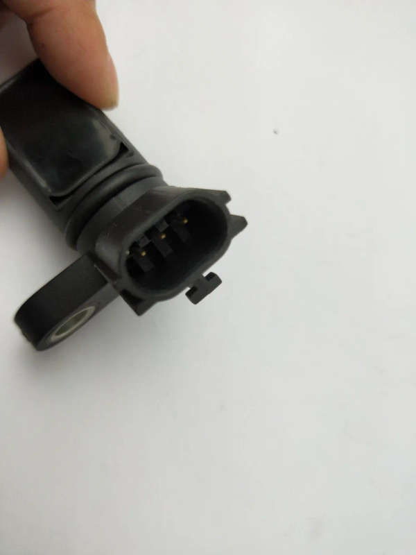 Camshaft Crankshaft Position Sensor CPS FOR Nissan