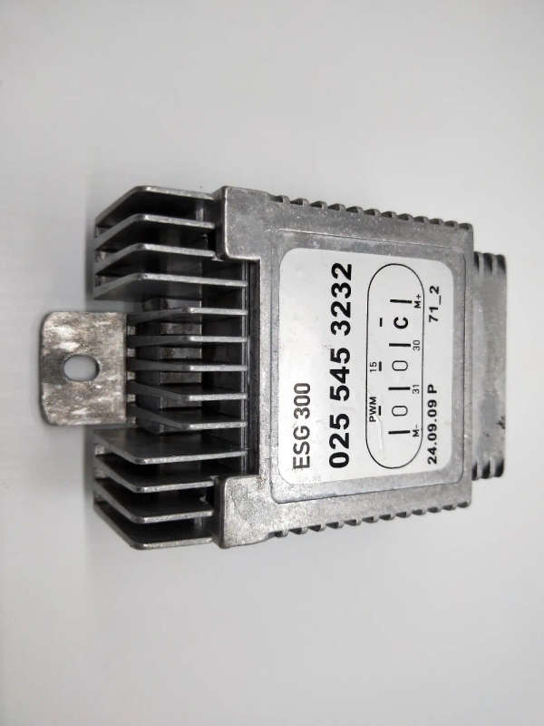 Cooling Fan Control Regulator Module For Mercedes-Benz