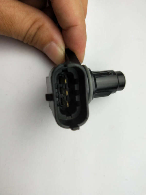 Crankshaft Position Sensor 393002A000 39300-2A000 For HYUNDAI KIA