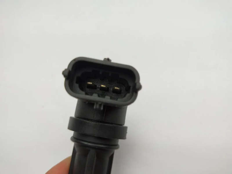 Camshaft Position Sensor for Nissan Mitsubishi MASERATI FERRARI