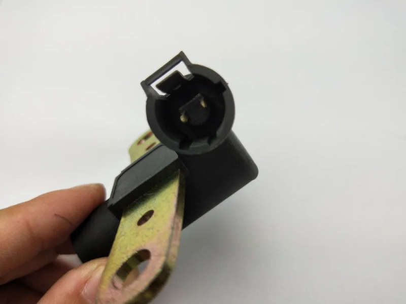 Camshaft Position Sensor For Renault Suzuki Nissan