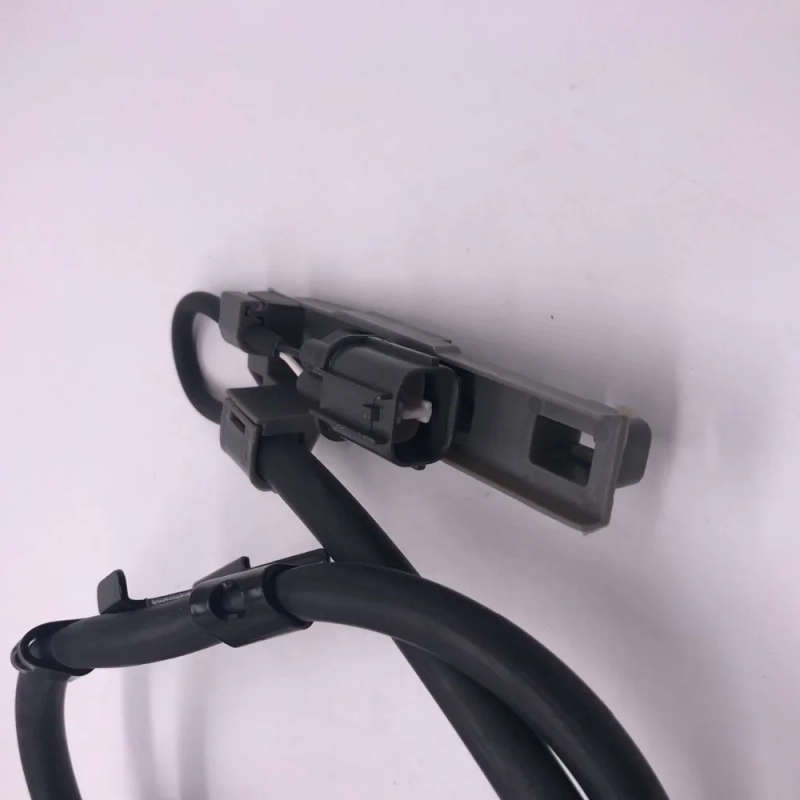 Front Left ABS Sensor For Isuzu D-Max ABS Wheel Speed Sensor 897387990151