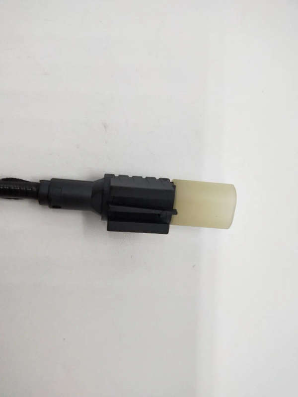 4PCS Right ABS Sensor for Mercedes-Benz W906 Sprinter w906 VW Crafter