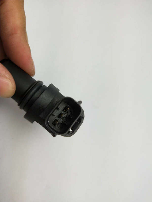 Crankshaft Position Sensor For Mitsubishi OEM EWTR8E EWTR8D