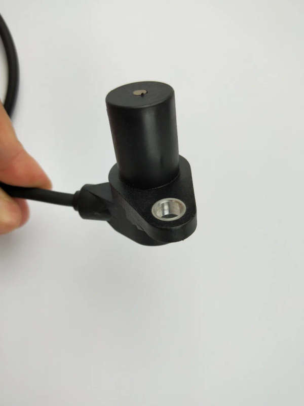 Crankshaft position pulse Sensor For AUDI A8 Quattro Base Sedan 4-Door 3.7 4.2