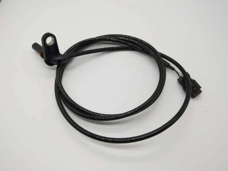 Auto ABS Wheel Speed Sensor Rear Right for Mitsubishi FUSO CANTER PRESTIJ FURO/5 MK585280 0265008710