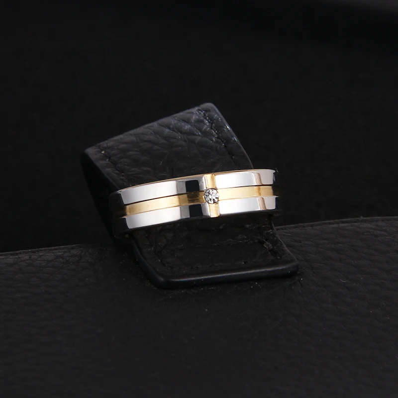 Genuine Stainless Steel Ring Gold Color Size 7 - WILL NOT FADE