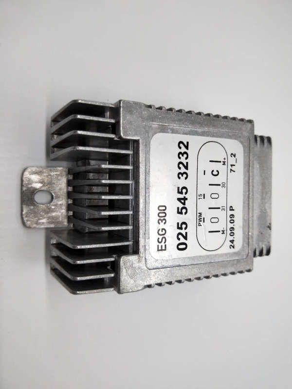 Fan Control Module for Benz E430 E55 AMG E320 W210