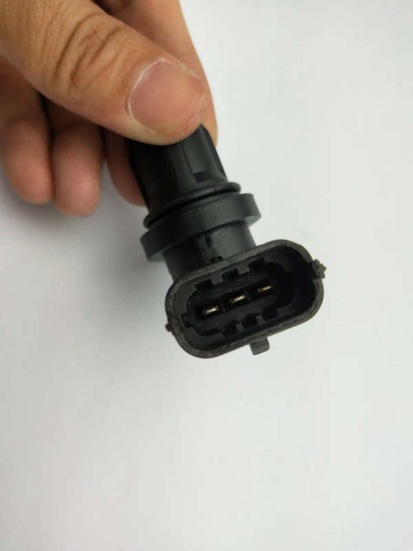 Camshaft Position Sensor For VW Skoda Audi Ki-a Mitsubishi Peugeot