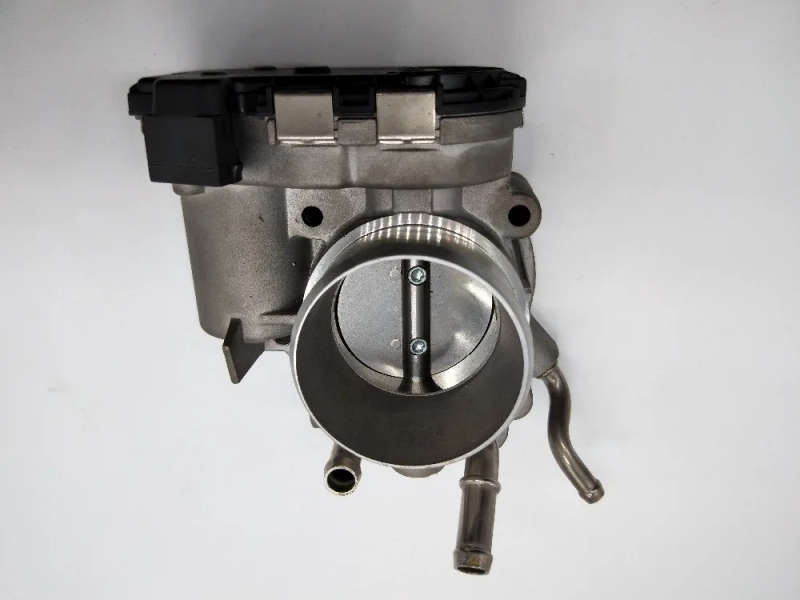 Throttle Body Assembly For Hyundai Veloster i30 Kia Forte Koup sx k2 K3 1.6