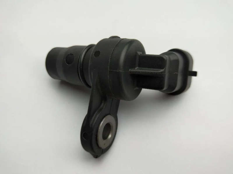 Camshaft Position Sensor PC652 For Isuzu Ascender Buick Rainier GM