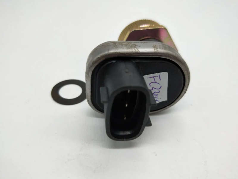 Odometer Speed Sensor For Toyota Previa Land Cruiser Lexus LX450 Isuzu
