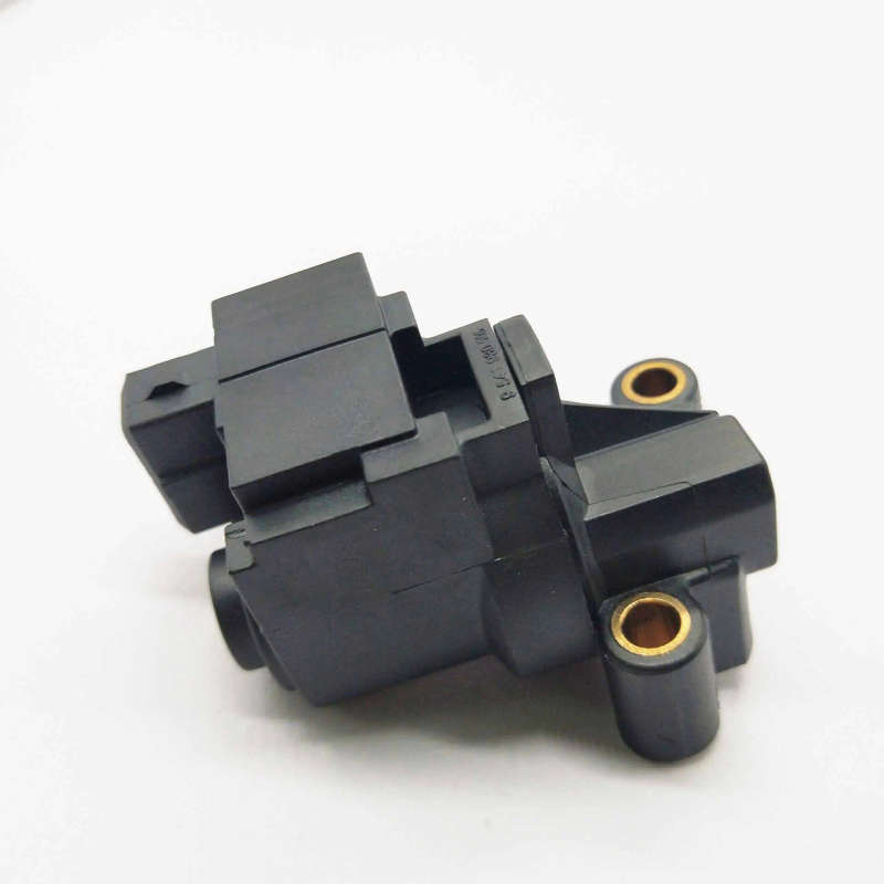 IDLE AIR CONTROL VALVE FOR HYUNDAI Accent Elantra Tiburon 00-06 B018/ AC493 / AC4229