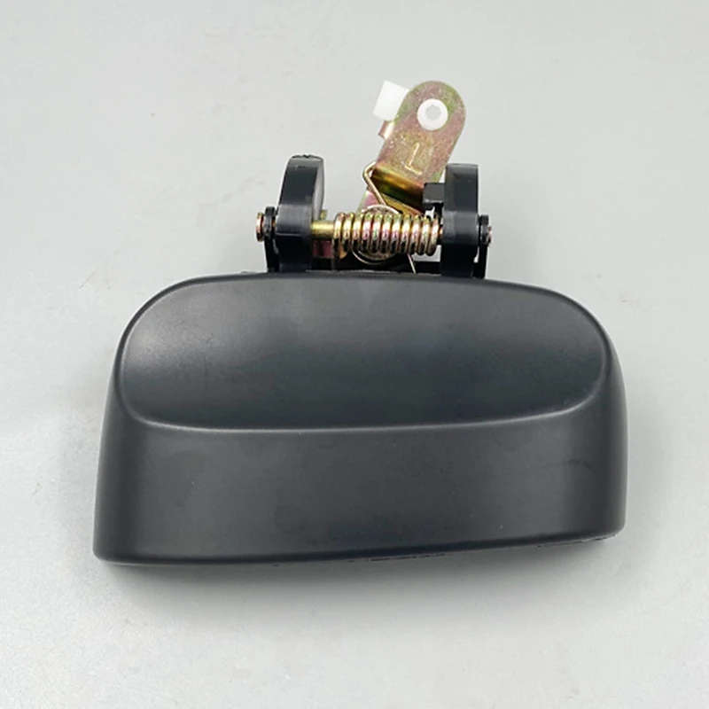 Car Rear Door Outer Handle for Nissan Xterra 2000-04 82607-7Z400 82606-7Z400