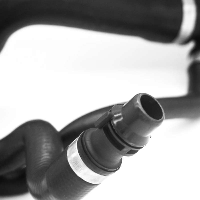 Car Accessories Radiator Hose 17127546064 For BMW E60 E70 E71 E72 520d 520i 525i 525d