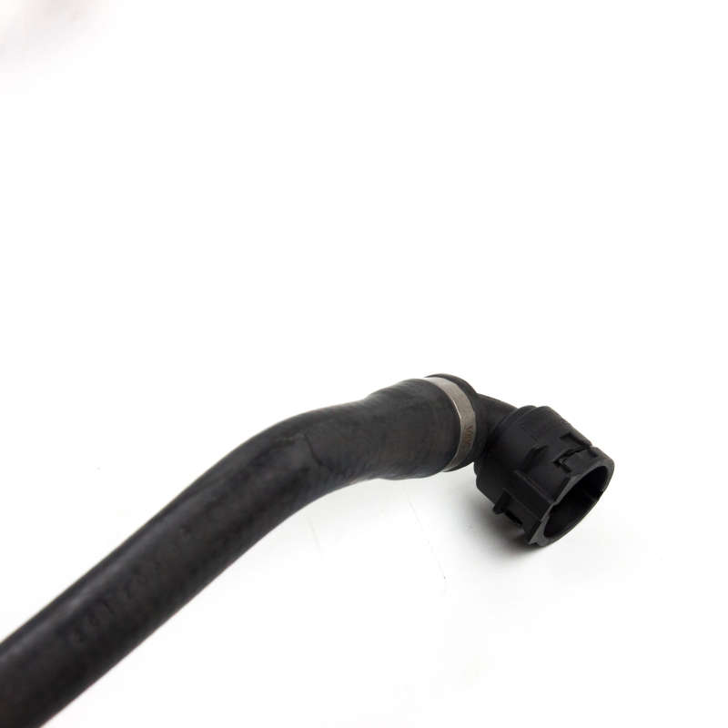 17127578404 Radiator Connection Water Pipe For BMW 5 39; F10/5 39; F11/5 39; F18