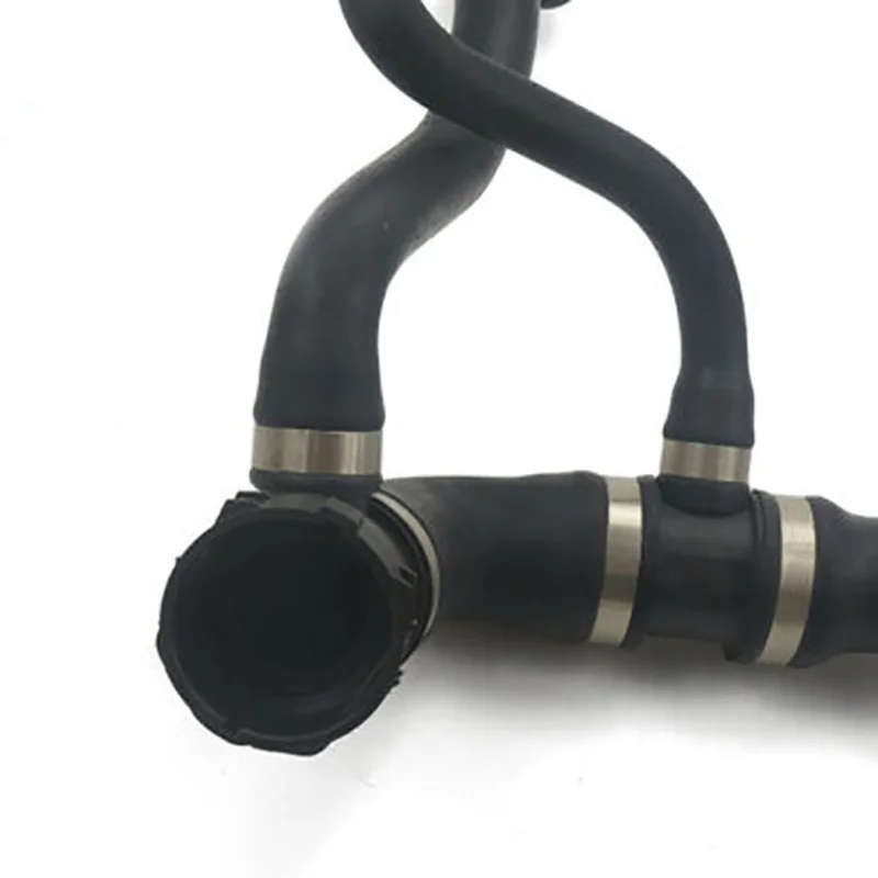 Engine Upper Radiator Pipe Hose Fits for BM-W 7 Series 730I 730IL 2003-2008 17127524838