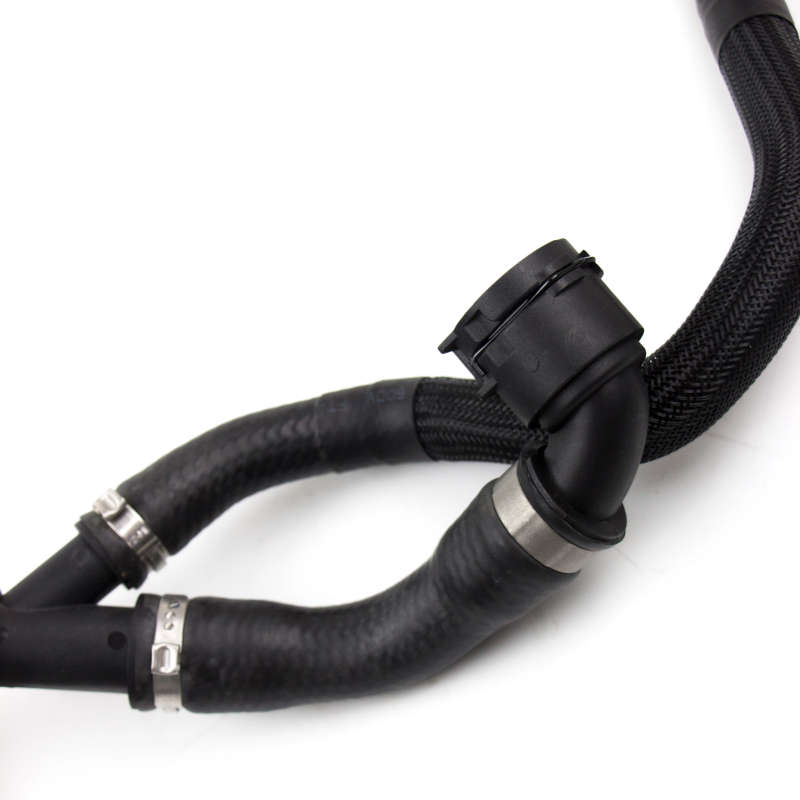 17127578404 Radiator Connection Water Pipe For BMW 5 39; F10/5 39; F11/5 39; F18