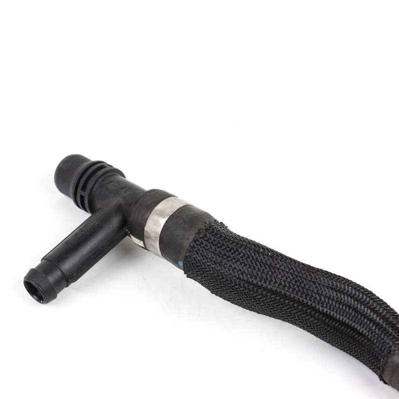 Heating Water Pipe Tee 9801074480 For Peugeot 308s New 308 New 408 T93 1.8
