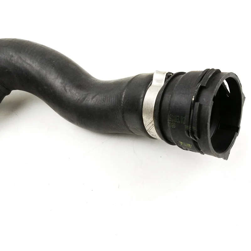 Rubber Lower Thermostat Hose Water Tank Coolant Water Hose For BMW X5 F15 X6 F16