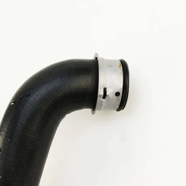 A1665000575 Water Tank Connection Lower Water Pipe 1665000575 For Mercedes Benz ML/GL/GLS/GLE