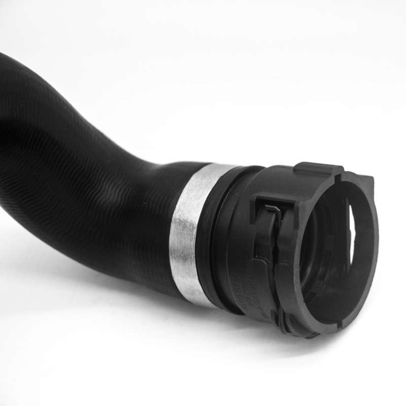 17127537108 Car Accessories Lower Radiator Hose For BMW E70 X5 3.0 XDrive 30i