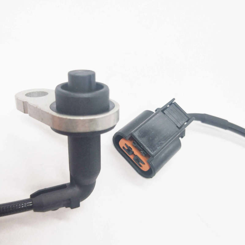 Rear Left ABS Wheel Speed Sensor 4670B007 for Mitsubishi Triton L200 2015