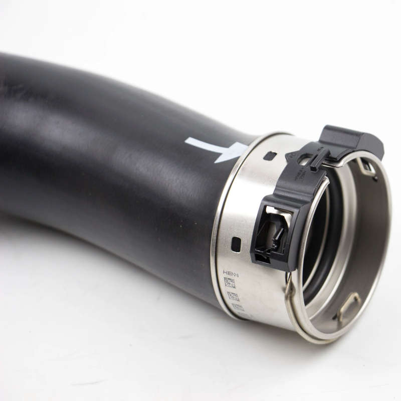 Turbocharged Air Pipe For Mercedes Benz C180 E200/250 CLS250 Turbocharger Parts Air Duct Hose
