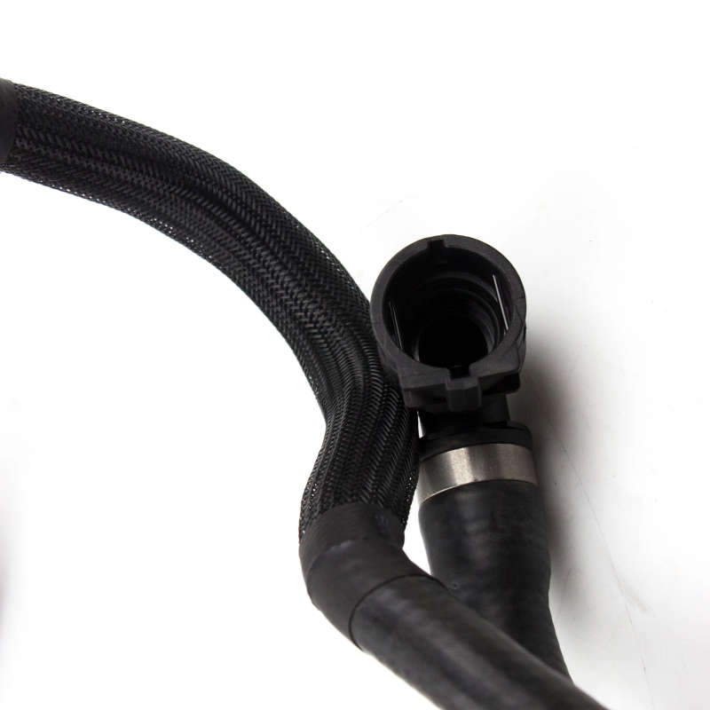 17127578404 Radiator Connection Water Pipe For BMW 5 39; F10/5 39; F11/5 39; F18