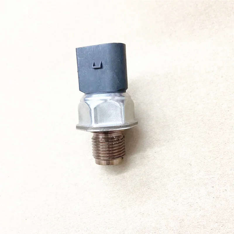 For Porsche Cayenne 3.0 fuel rail pressure sensor For Audi adjustment For volkswagen 3.0 4.2 TDI