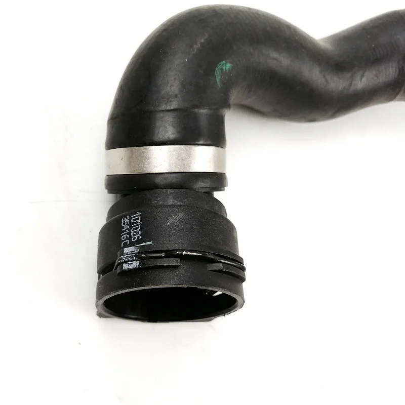 Rubber Lower Thermostat Hose Water Tank Coolant Water Hose For BMW X5 F15 X6 F16