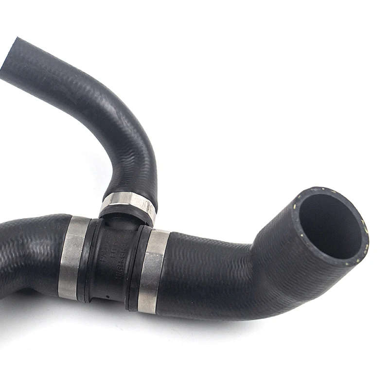 1645002175 Car Coolant Hose A1645002175 For BENZ GL 450 4MATIC GL 500 4MATIC / GL 550 4MATIC