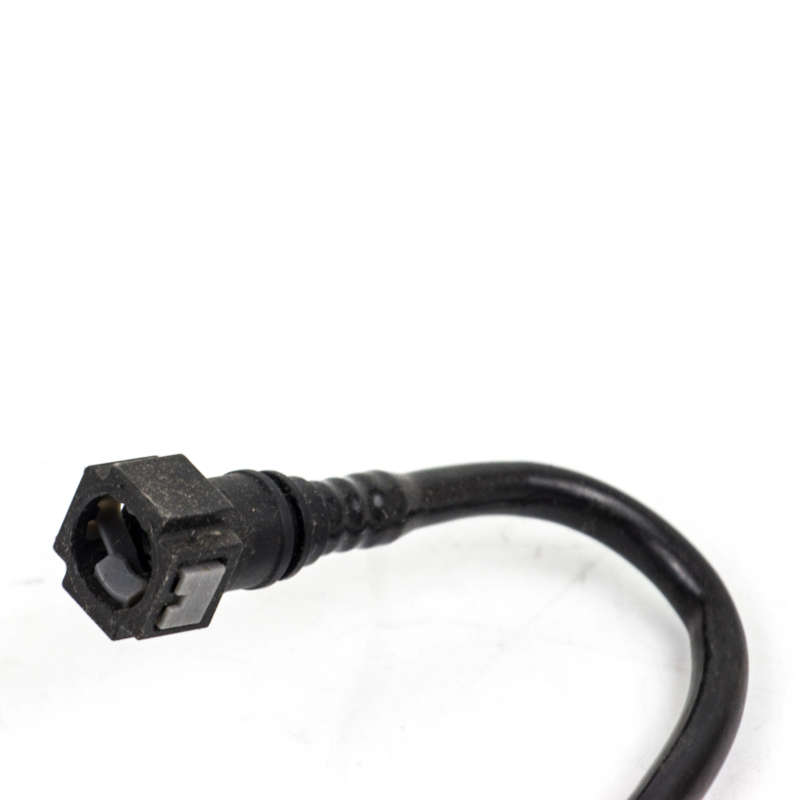 Fuel Supply Pipe For Dongfeng Peugeot 307308 3008 Citroen Sega 1.6T Fuel Grid Pipe Two-way