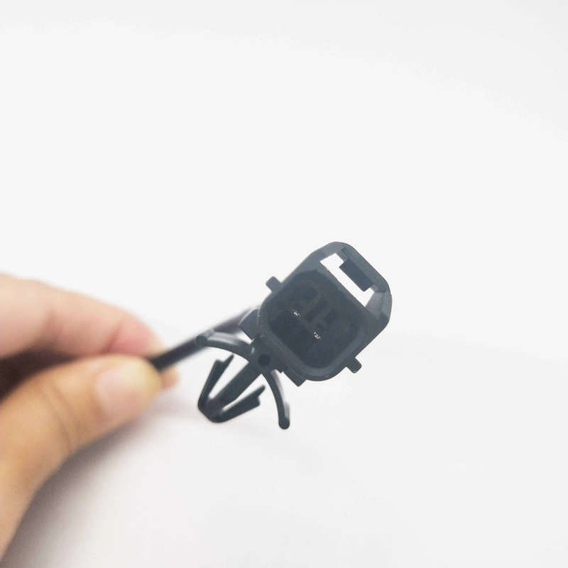 Front Right ABS Sensor For Mitsubishi PAJERO MONTERO SPORT L200 TRITON STRADA