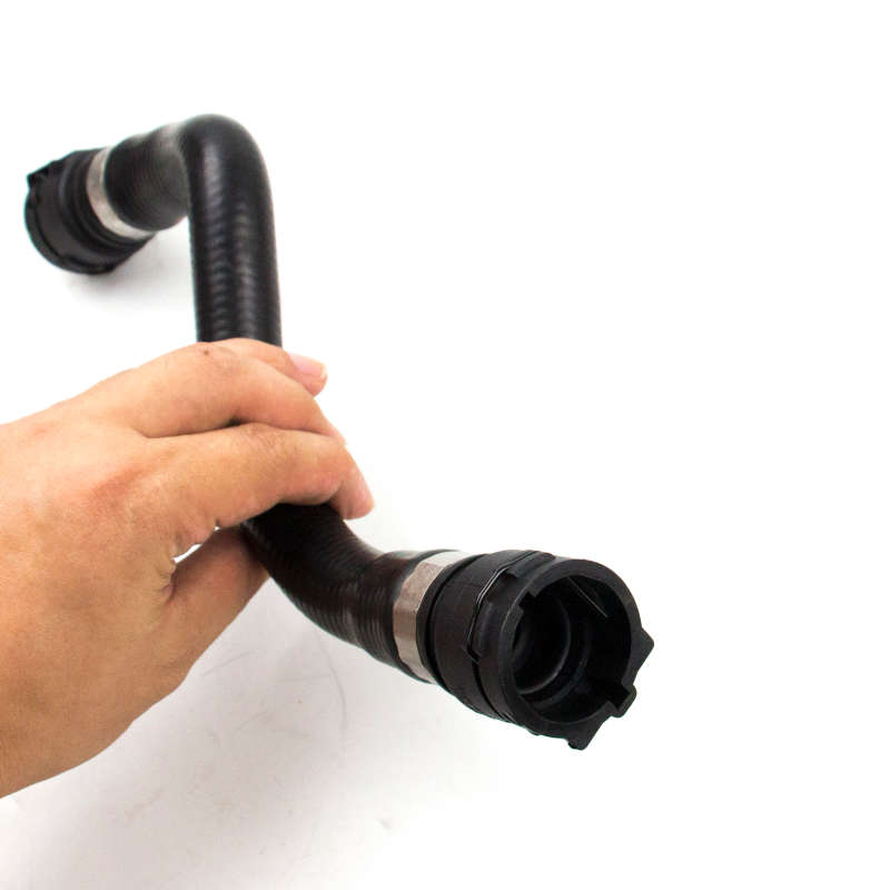 11537500735 Top Radiator Hose Water Pipe Hose For BMW X5 3.0i Auto Parts