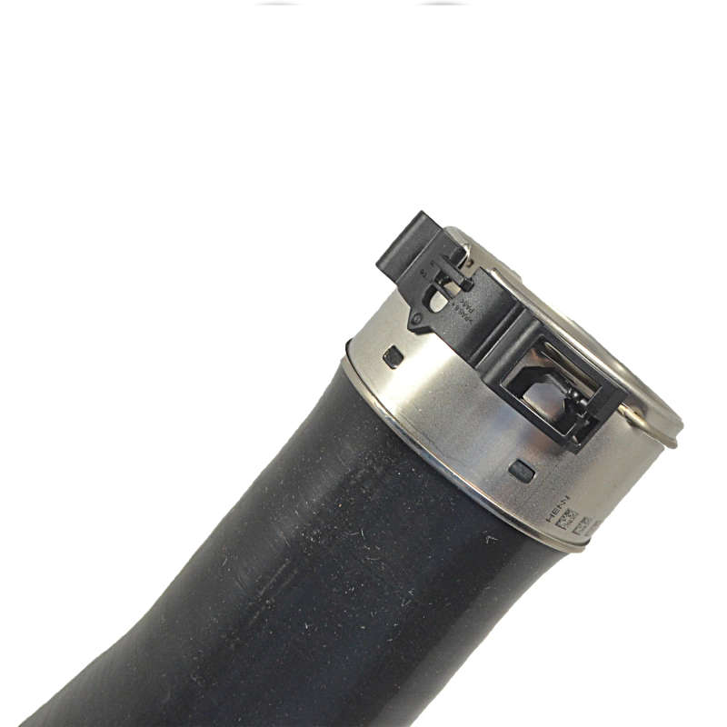 13718603095 New Water Tank Hose Air Intake Hose For BMW X5 F15 X6 F16