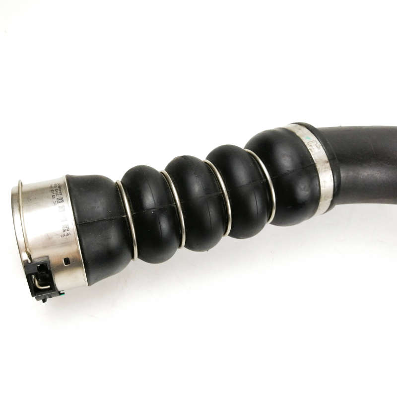 13718616211 Turbocharger Tube Air Pipe For BMW 1 39;/2 39;/X1 Mini