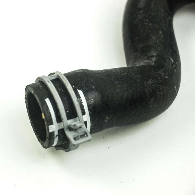 Water Tank Connected To New Water Supply Pipe For Peugeot 208 2008 Citroen C3XR C4 M44 1.6T