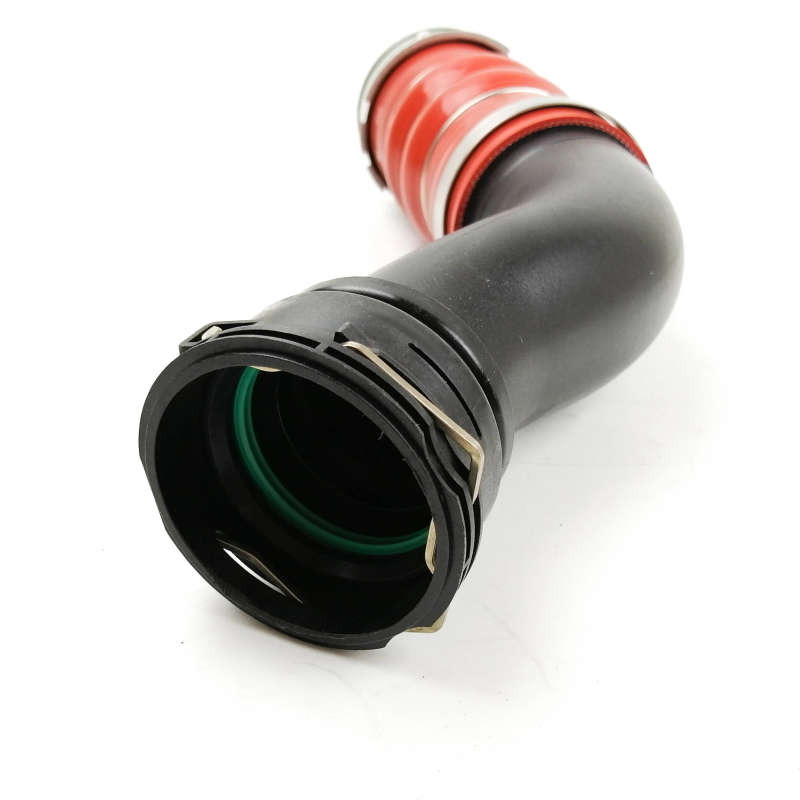 13717583716 13717583728 Turbocharger Tube For BMW X5 E70 LCI X6 E71 X1 Z4 Air Duct Pipe