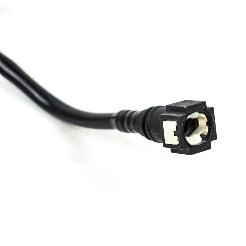 Fuel Supply Pipe Short 15732C For Auto Dongfeng Citroen R33 New Elysee 16V