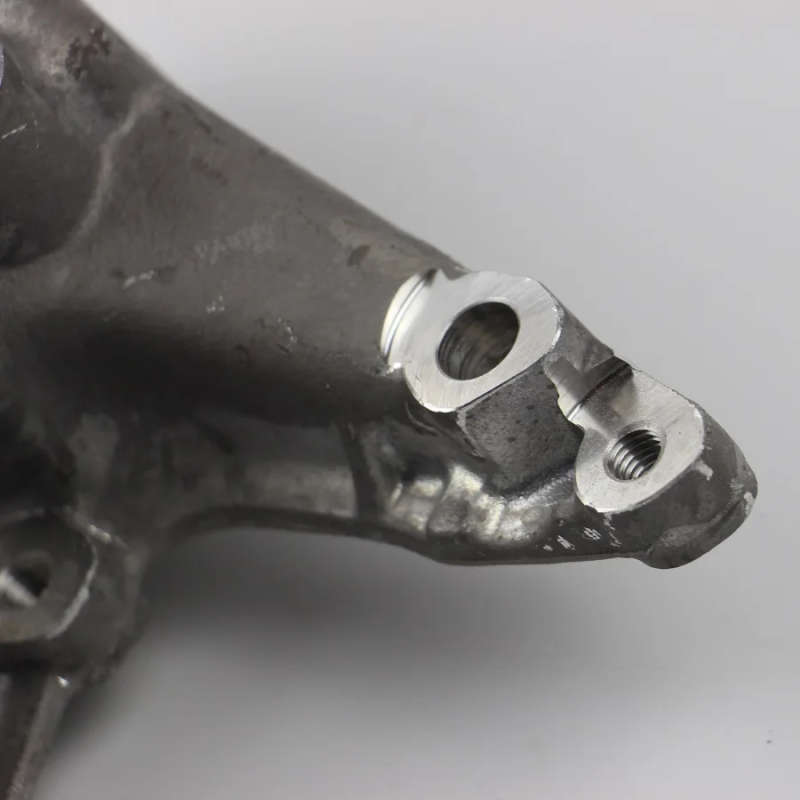 184699 New Engine Support Lower Right Aluminum Bracket For Peugeot 307 308 408 Citroen