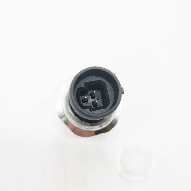 Oil Pressure Sensor Sender Switch For Chevy Chevrolet Trailblazer Tahoe GMC 4.8L 5.3L 6.0L 5.7L 6...